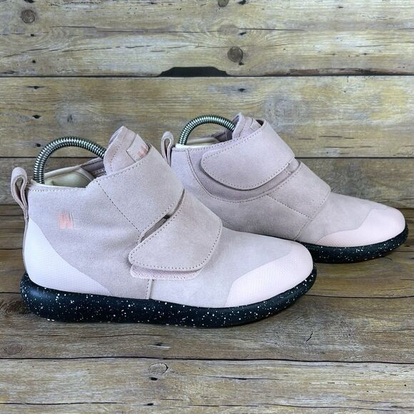 WORLD BOOTS Sz 7 Mens Chukka Moccasin Boots 100% Leather Suede Light Pink - Picture 3 of 16